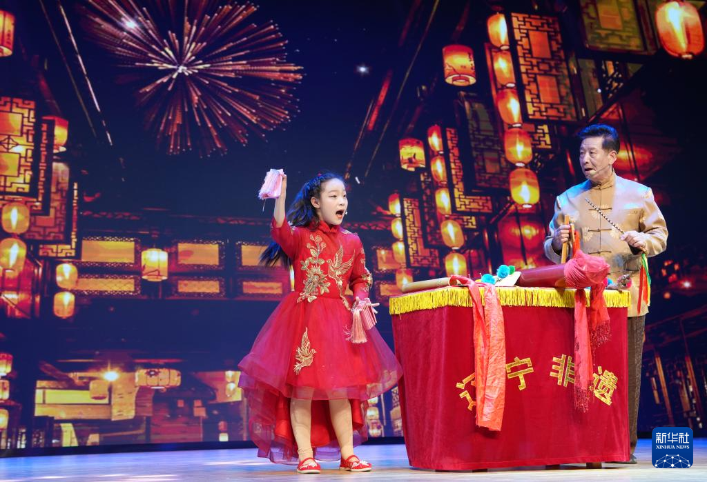 “曲苑流芳”——刘兰芳评鼓书专场展演在辽宁大剧院上演