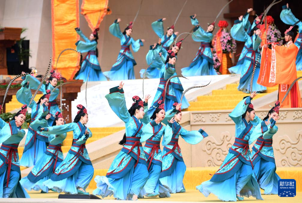乙巳年黄帝故里拜祖大典在河南新郑举行
