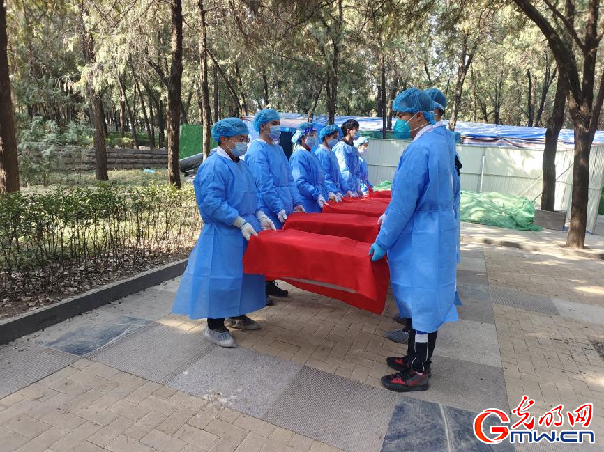 【网络中国节】藏在牙齿里的归乡路