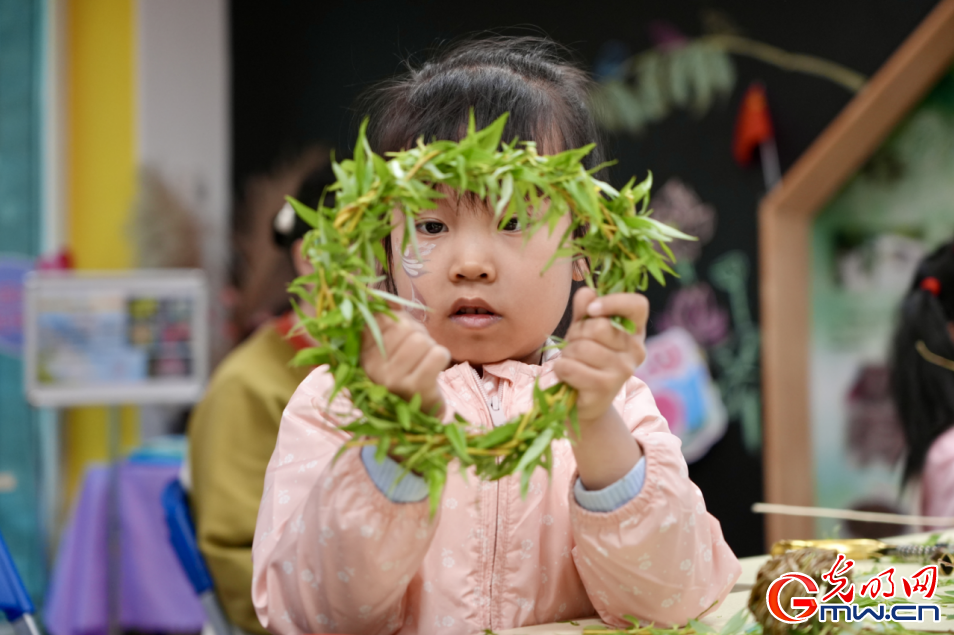 【网络中国节】组图丨清明到 柳篮编