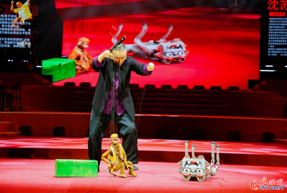 【评论】以新视角解码千年南戏的当代“方程式”