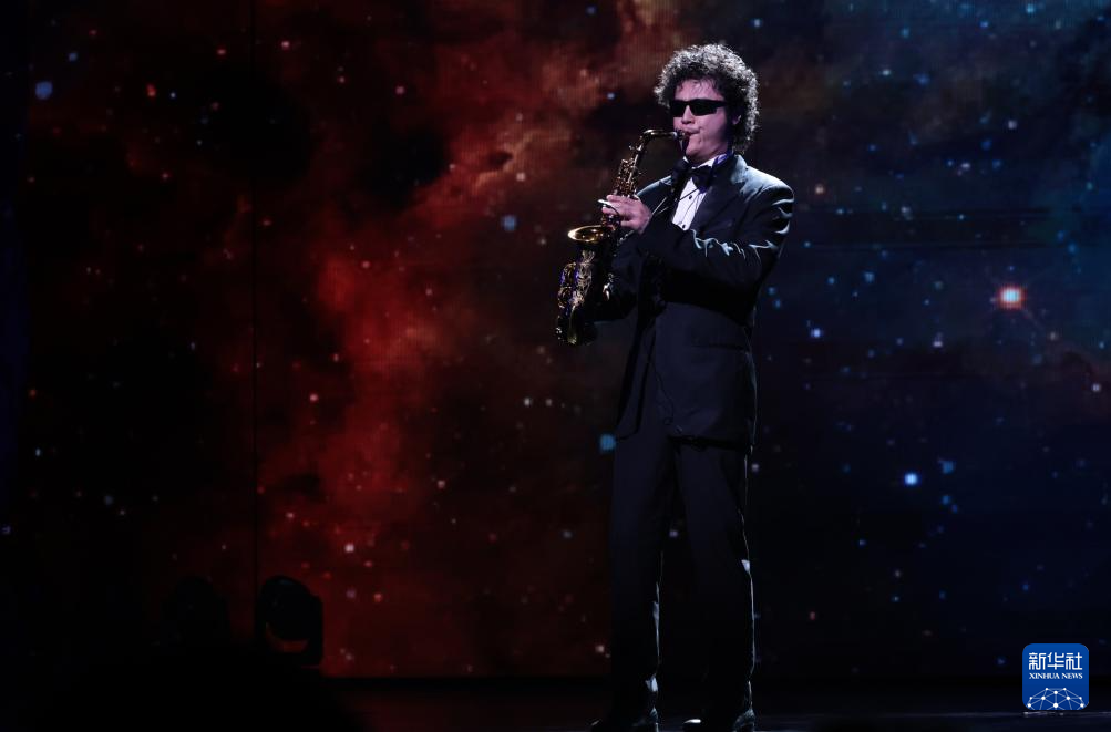 音乐舞蹈诗《我的梦》在沪上演