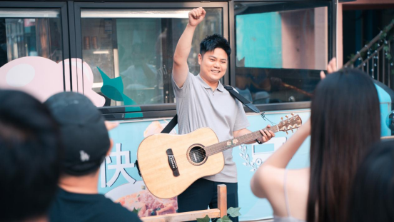 《风味快餐车》北京首映 跨界融合点亮“夜经济” 《风味快餐车》北京首映 跨界融合点亮“夜经济”