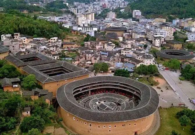 【文化和自然遗产日】漫动时节丨夯土为家:东方城堡的安全感 【文化和自然遗产日】漫动时节丨夯土为家:东方城堡的安全感
