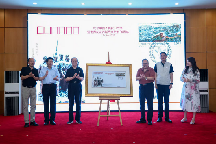 雕塑为碑，文献为证：这场展览以艺术之名传承抗战记忆与和平信念