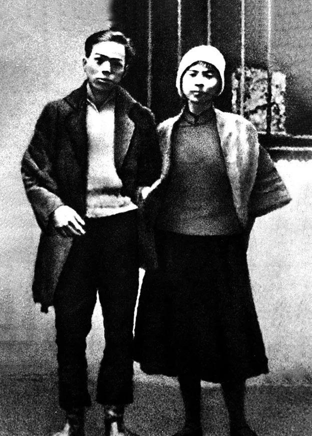 【网络中国节·七夕】爱在抗战烽火中 【网络中国节·七夕】爱在抗战烽火中