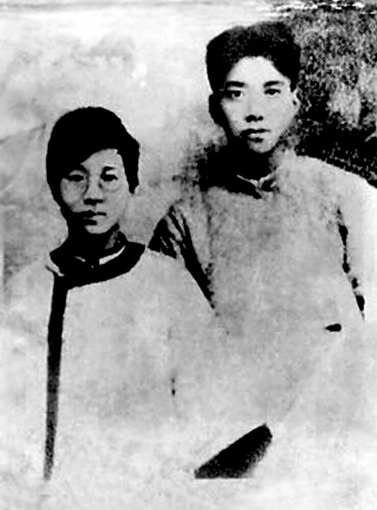 【网络中国节·七夕】爱在抗战烽火中 【网络中国节·七夕】爱在抗战烽火中