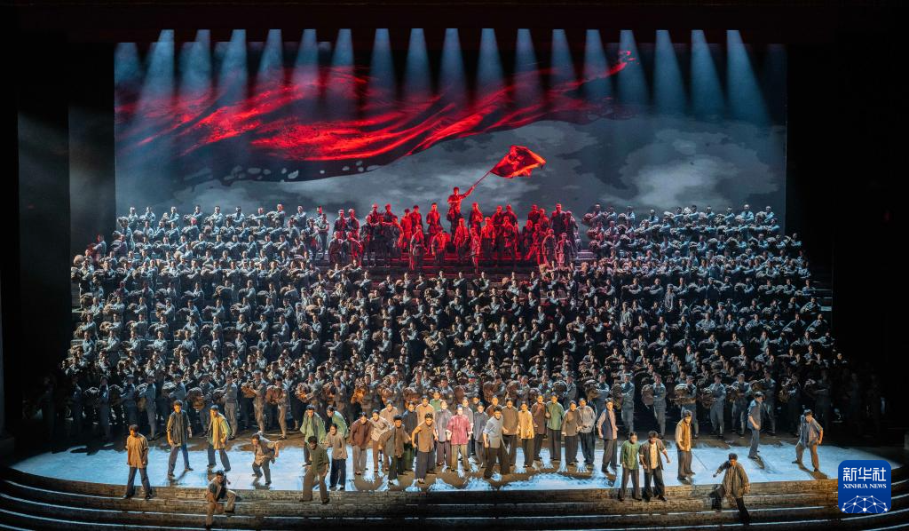 纪念抗战胜利80周年丨纪念中国人民抗日战争暨世界反法西斯战争胜利80周年文艺晚会在京举行