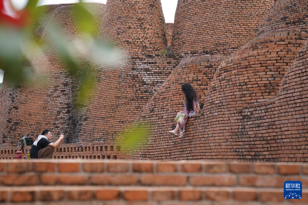 云南弥勒:艺术赋能 打造特色文旅新地标