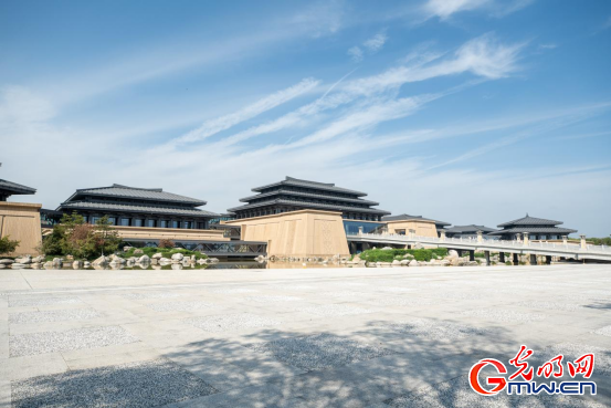 组图|陕西历史博物馆秦汉馆:从“天下同一”到“数联古今” 组图|陕西历史博物馆秦汉馆:从“天下同一”到“数联古今”