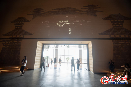 组图|陕西历史博物馆秦汉馆:从“天下同一”到“数联古今” 组图|陕西历史博物馆秦汉馆:从“天下同一”到“数联古今”