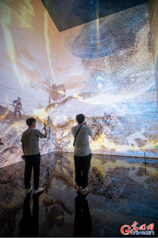 组图|陕西历史博物馆秦汉馆:从“天下同一”到“数联古今” 组图|陕西历史博物馆秦汉馆:从“天下同一”到“数联古今”