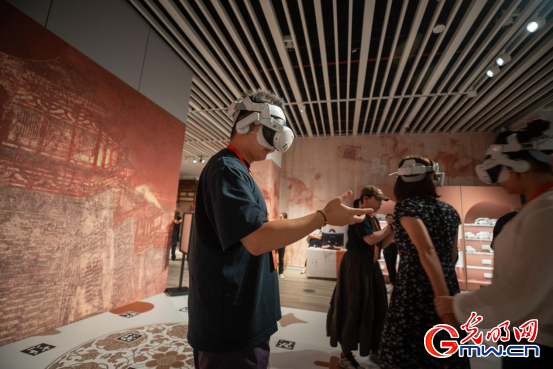 组图|陕西历史博物馆秦汉馆:从“天下同一”到“数联古今” 组图|陕西历史博物馆秦汉馆:从“天下同一”到“数联古今”