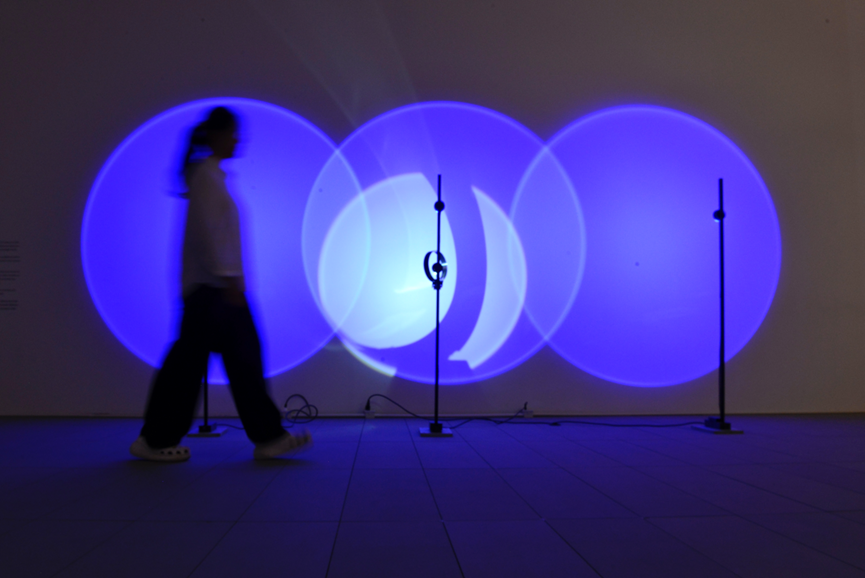 2025北京国际设计周｜马德里主宾城市展《光之线条（The Line Dreams）》正式开幕