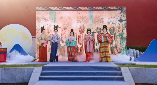 京华月韵润古今 千年文脉续新章 京华月韵润古今 千年文脉续新章