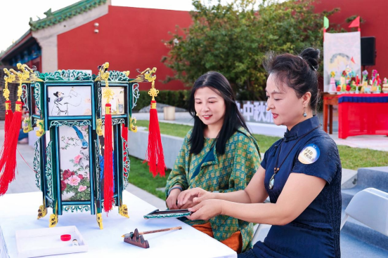 京华月韵润古今 千年文脉续新章 京华月韵润古今 千年文脉续新章