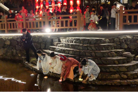 【网络中国节】河南洛阳:古村月圆时,状元巡游振兴路 【网络中国节】河南洛阳:古村月圆时,状元巡游振兴路