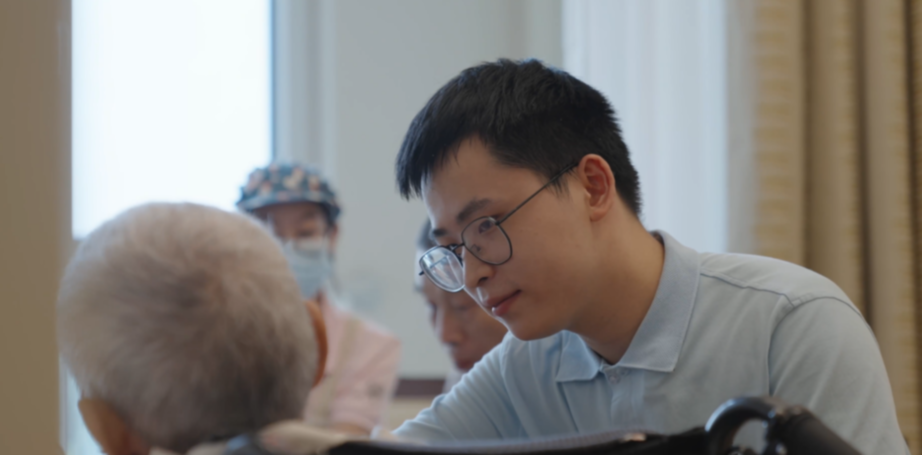 全网首播！任长箴周轶君最新力作《陪你老》，关注千万认知症患者及家庭