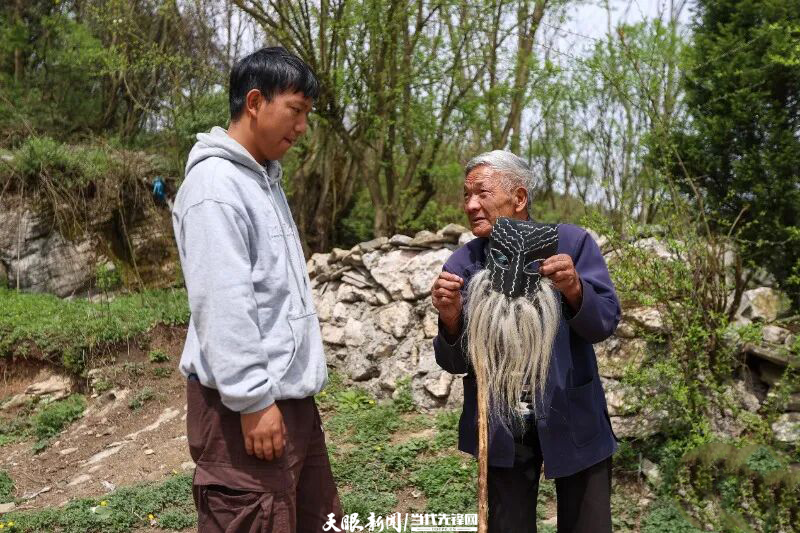 何以中国|在漆里·戏里·书页里 看见乌蒙非遗的时光密码 图片12.png